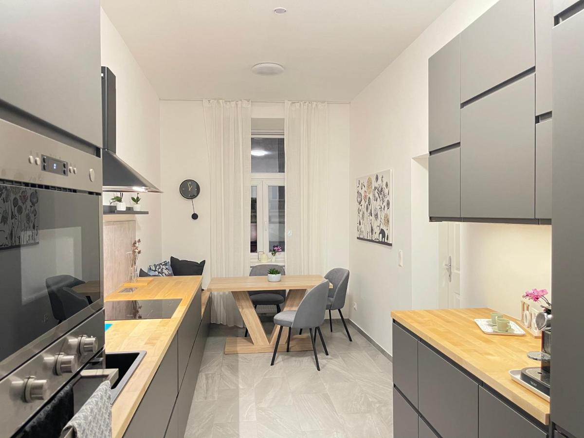 Big Apartment Wien Eksteriør billede